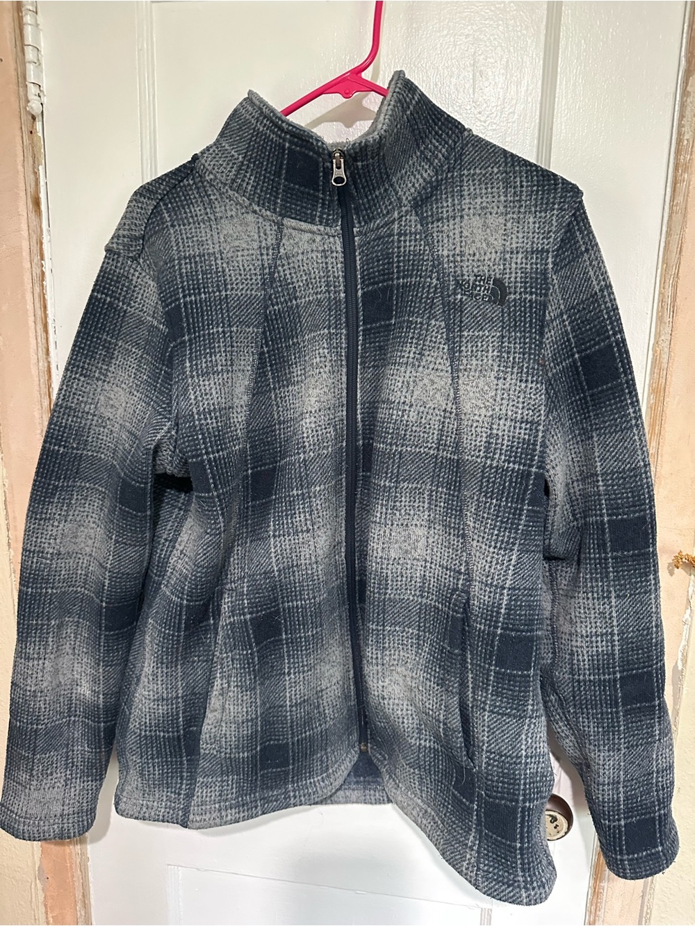 The North Face Women's Grey Plaid Full-Zip Fleece Jacket